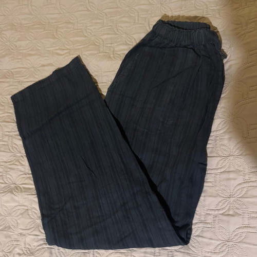 Black pants like new, small size