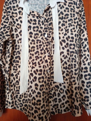 Leopard women's shirt like new, size M, black and beige
