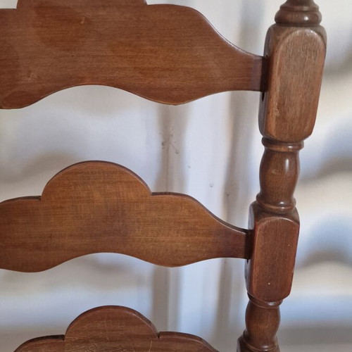 Vintage wooden chairs rustic with woven seat set of 4 like new