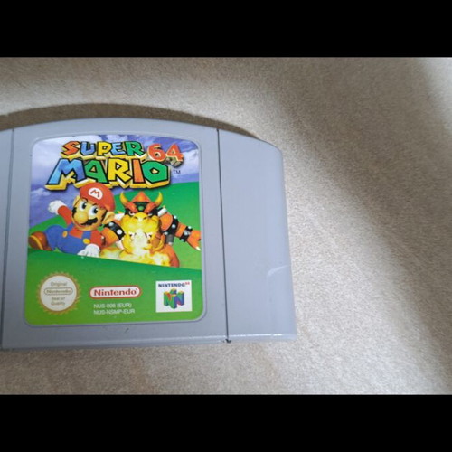 Super Mario 64 Nintendo N64 game cartridge