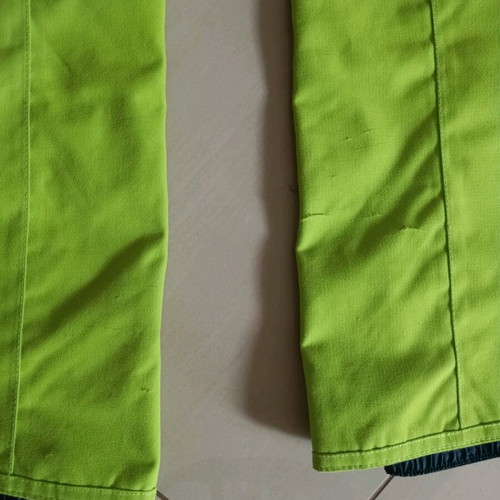 Westbeach women's ski pants used, size M, lime color