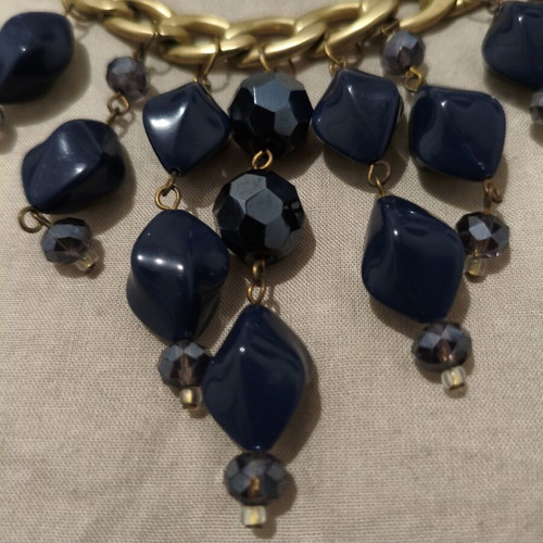 Lynne Statement Necklace Vintage 2010 with Gold Chain and Blue Beads like new