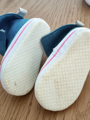 Denim baby cuddle shoes