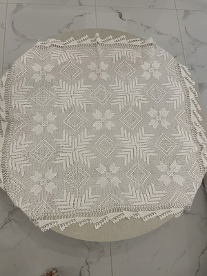Set of 2 square doilies, different designs