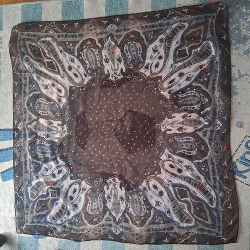 Vintage scarf like new in brown and beige shades