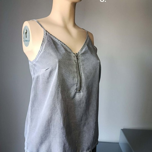 Noisy May top used, grey, size S with zipper