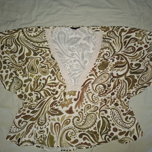 Zara blouse with paisley pattern like new, size XL, white and green
