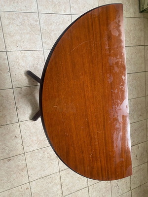 Wooden table used, classic extendable with additional wood