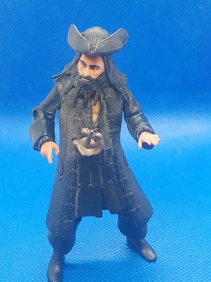 Blackbeard φιγούρα από Πειρατές Καραϊβικής μεταχειρισμένη 10 cm