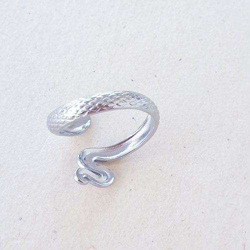 Ring stainless steel 304 with titanium coating, like new, adjustable