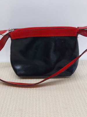 Houzouris small women's leather shoulder bag, black and red
