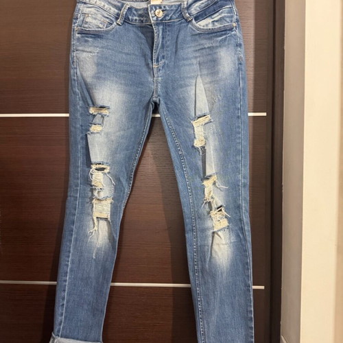 Jeans with rips new, size Large, blue