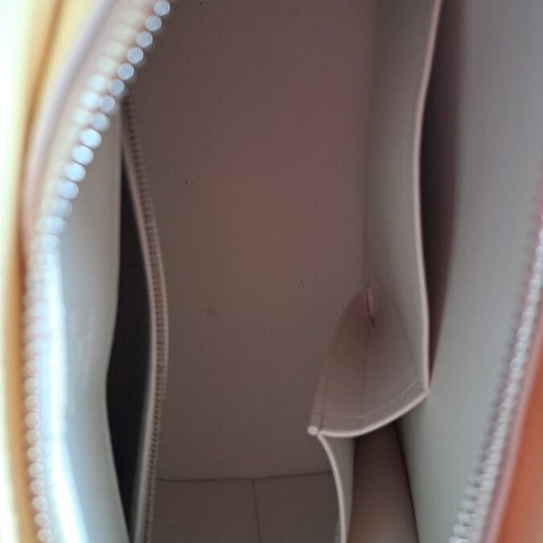 Louis Vuitton Handbag like new, yellow