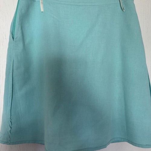 Women's skirt size M like new, turquoise, linen cotton blend
