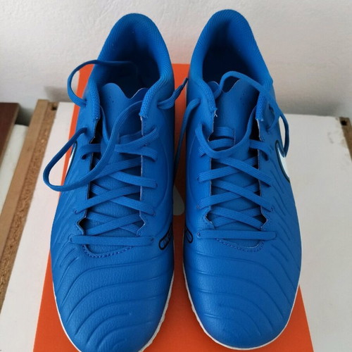 Nike Tiempo Legend 10 TF like new, football shoes size 43, white and blue