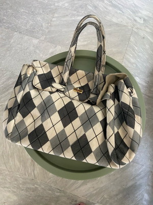 Secret Pon Pon shoulder bag used, checkered pattern, soft fabric