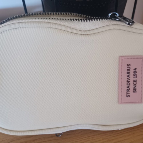 Stradivarius shoulder bag like new, beige