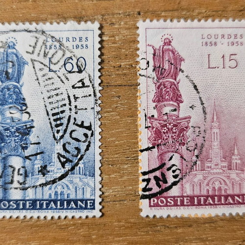 Italian stamps 1958 used, Lourdes Repubblica set of 2