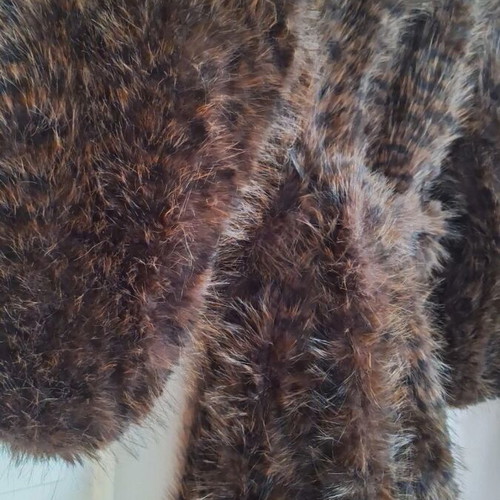 Synthetic fur brown new, one size