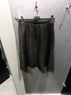 Vintage customized skirt with textured fabric and abstract print, like new