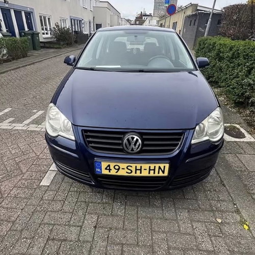 Volkswagen Polo Optive sedan like new, petrol, manual