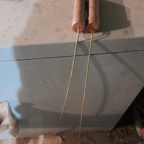Dowsing rods tested on silver, gold, and copper