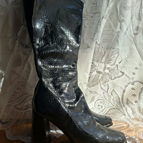Crocodile boots like new Voi&Noi black size 38