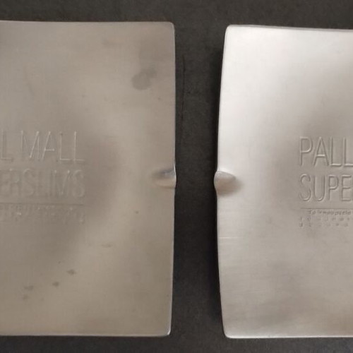 Pall Mall metal ashtrays like new, set of 2 pieces