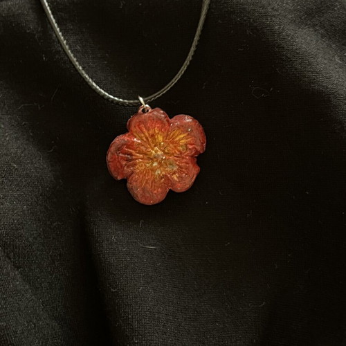 Red flower necklace, handmade from scratch
