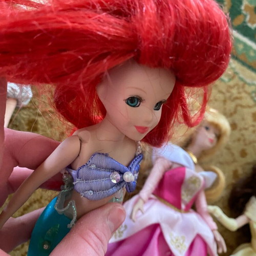 Disney princesses porcelain dolls like new