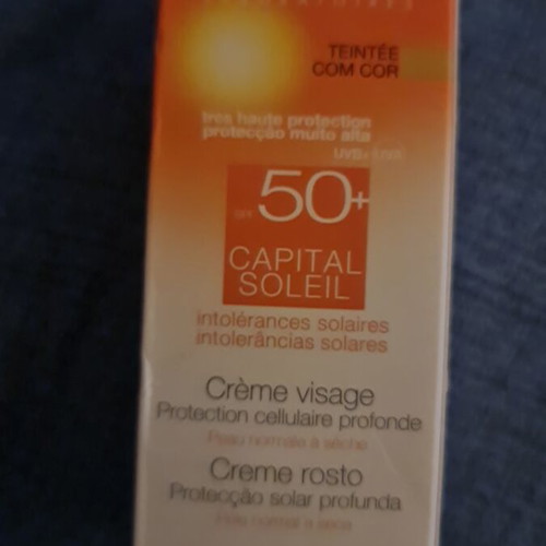 Vichy Capital Soleil SPF50 tinted sunscreen like new