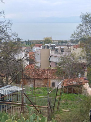 Οικόπεδο με κατοικία 400 τ.μ. εντός σχεδίου στην Στυλίδα