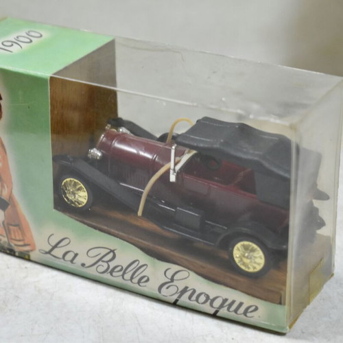 La Belle Epoque 1900 collectible car model like new, burgundy classic cabriolet with box