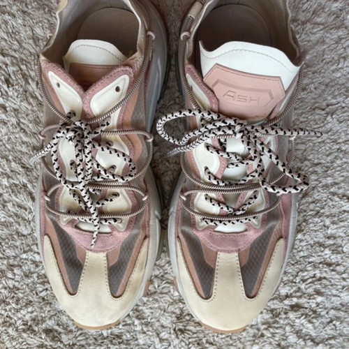Ash sneakers size 40 like new, beige pink