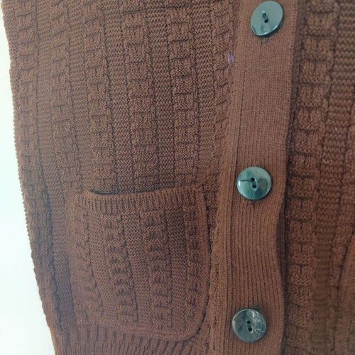 Men's knitted sleeveless vest like new, brown