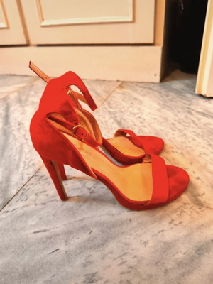 Red high heel shoes used, size 38.5, worn quite a lot