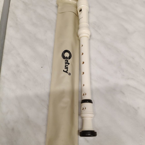 Soprano Recorder Century like new with case