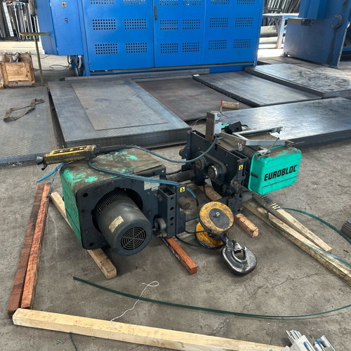 Crane 5 tons used