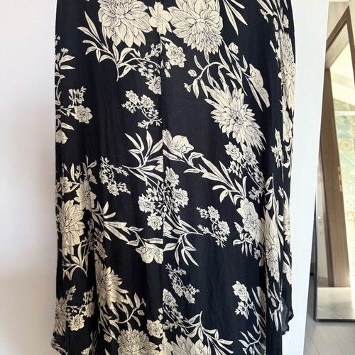Amuse Society kimono like new, size S, black and beige