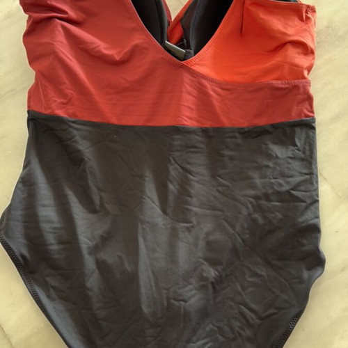 Gisela one-piece swimsuit used, size Large, black and multicolor