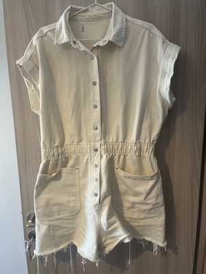 Zara ολόσωμη φόρμα τζιν σαν καινούργιο, μπεζ, μέγεθος XL