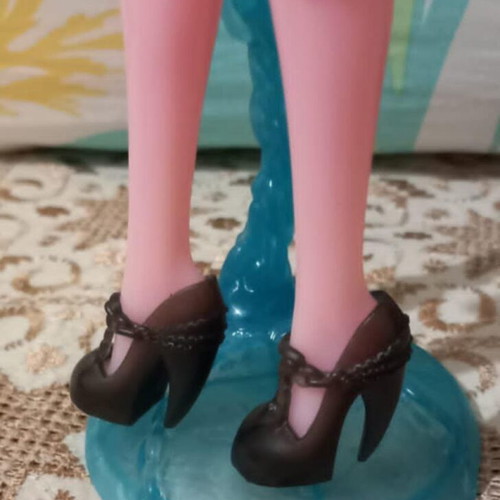 Monster High Draculaura Doll "Haunted Getting Ghostly" like new