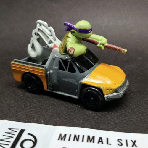 Donatello Tow Truck TMNT 2014 used collectible