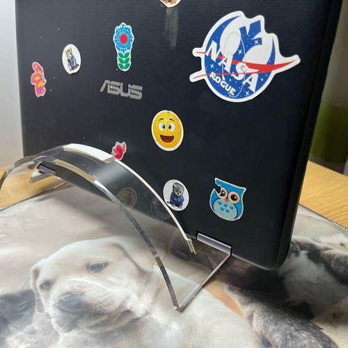 Transparent acrylic vertical laptop stand like new