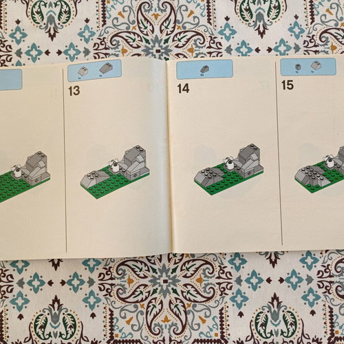 Lego Set 79002 Hobbit Attack of the Waegs used, instructions 8/10