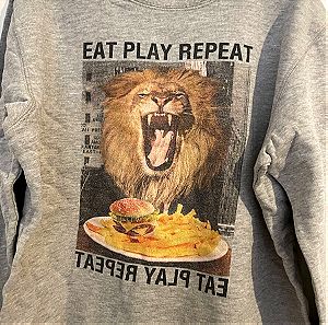 H&M Eat/Play/Repeat lion print sweatshirt age 14