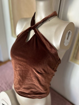 brown blouse