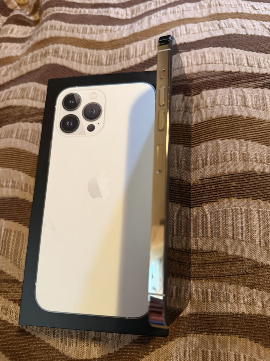 iPhone 13 Pro Max 128GB used, white,… - € 265,00 - Vendora.cy