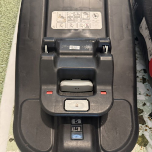 Joie Stages car seat like new for 0-25 kg