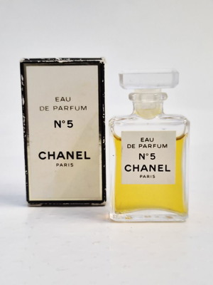 Chanel No 5 Mini Perfume 4ml Eau de Parfum new, vintage collectible